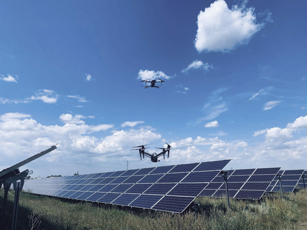 Drones and software loop the loop on autonomous, intelligent PV plant ...