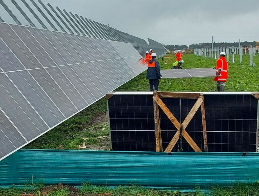 NZ developer gets go-ahead for three new solar farms - pv magazine ...