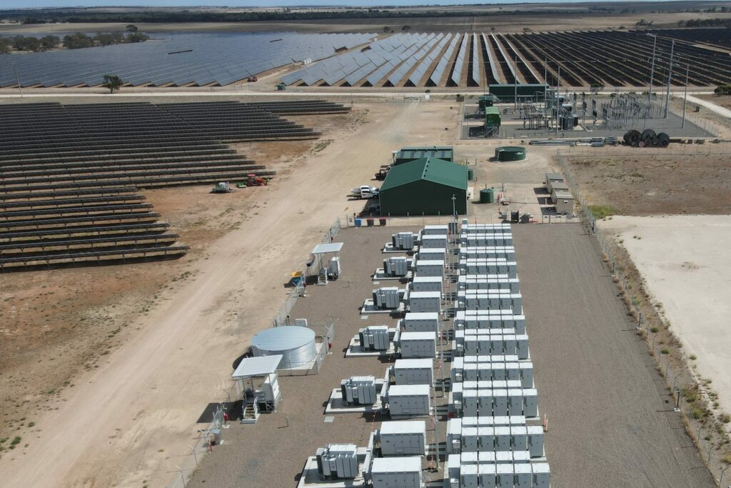 Vena flicks switch on 'benchmark' solar and storage facility - pv ...