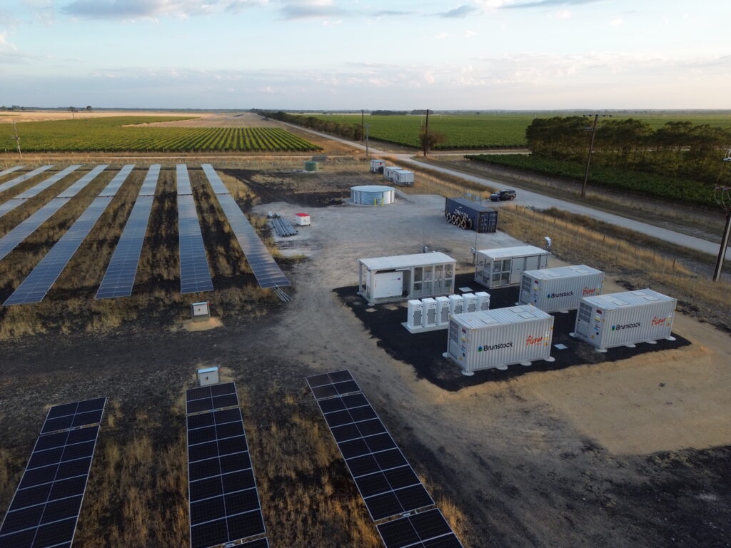 Flow Power adds three solar and battery projects to portfolio - pv ...